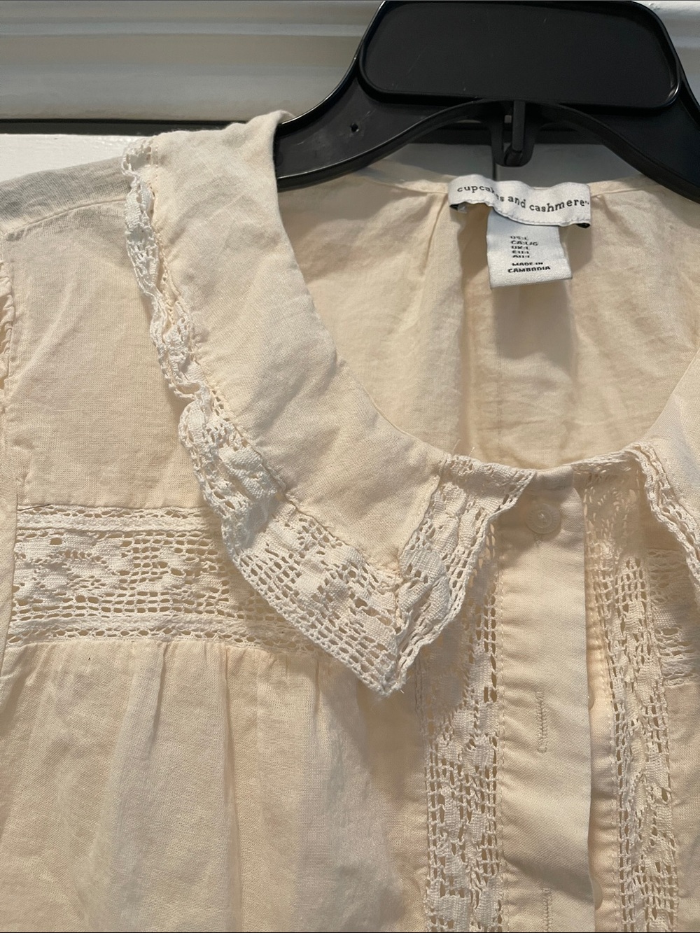 cupcakes & cashmere Lace-Trim Cream Button Blouse - Picture 2 of 7